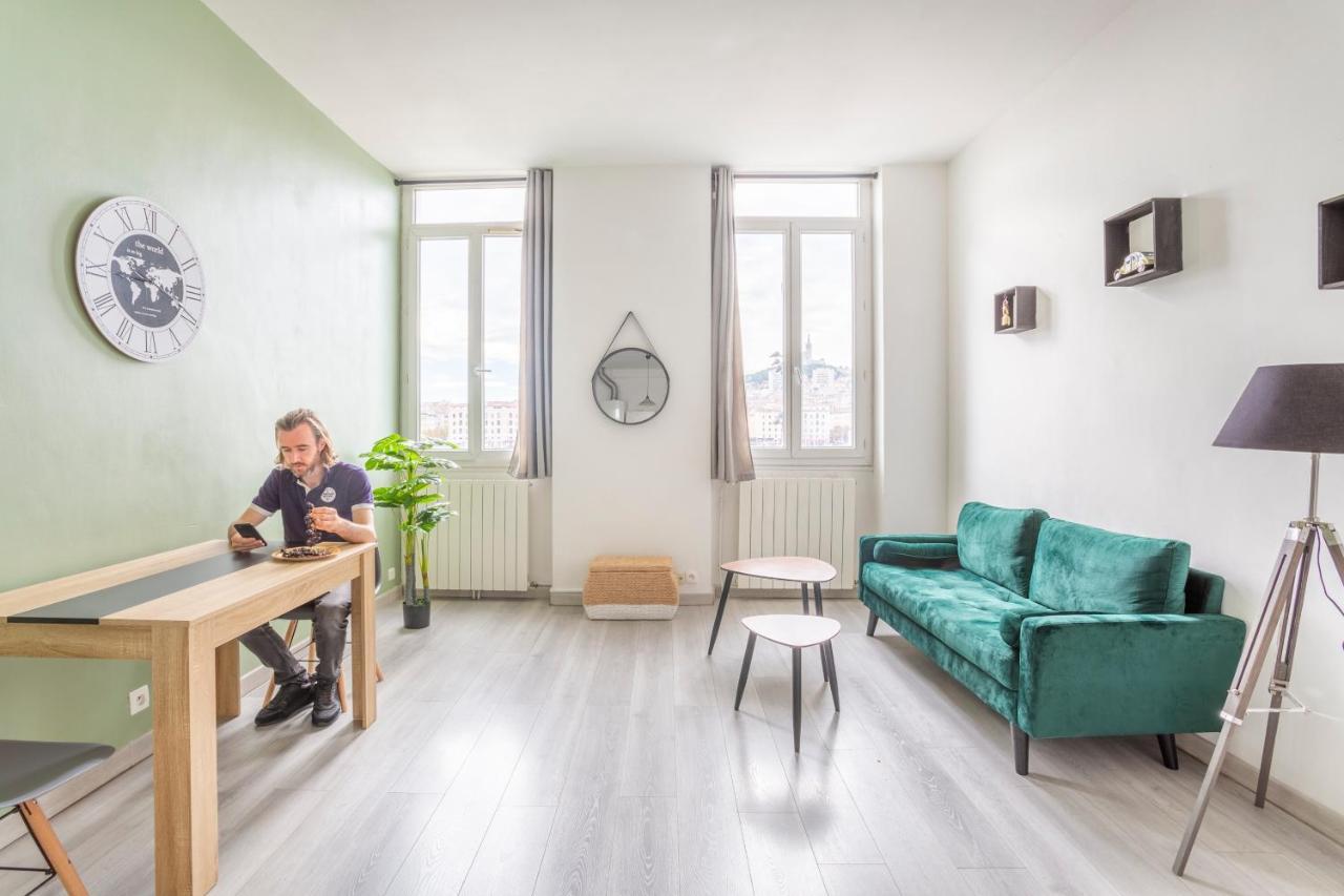 Ambassade Bretonne Vieux-port Hostel Marseille